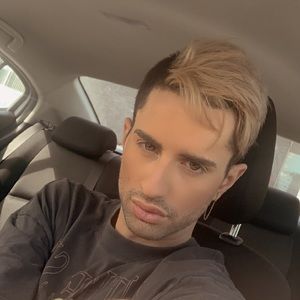 Meet your Posher, Justin